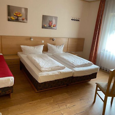 Hotel Sonne - Haus 2 อิดชไตน์ ภายนอก รูปภาพ